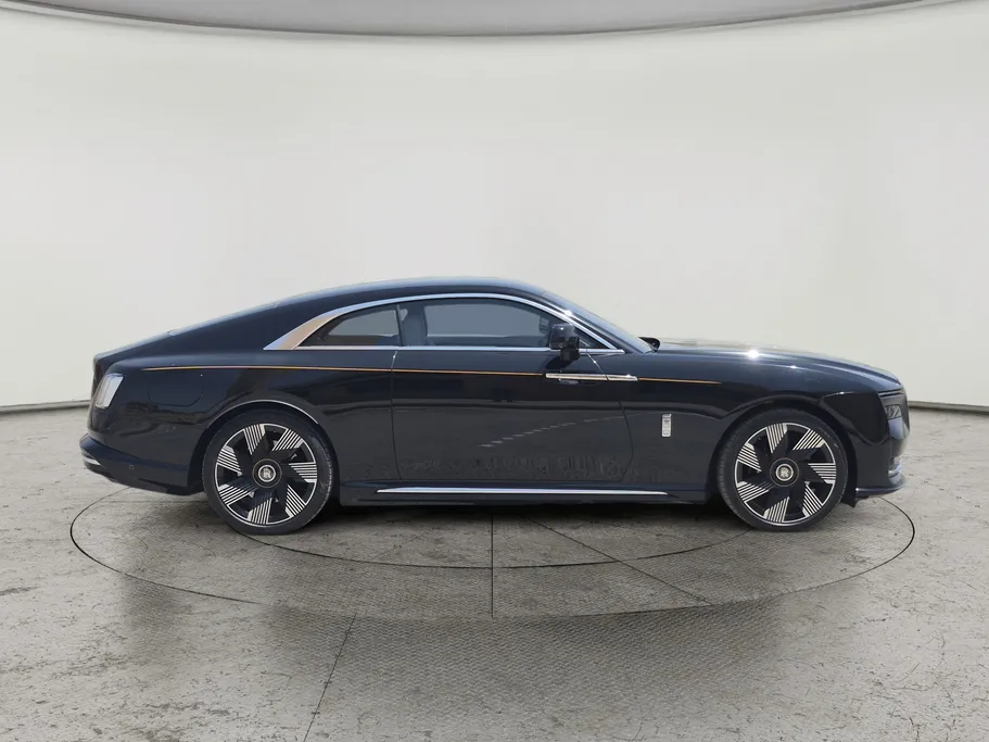 2024 Rolls Royce Spectre  