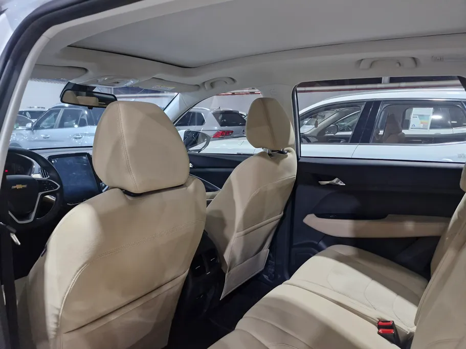 2025 Chevrolet Captiva Premier 