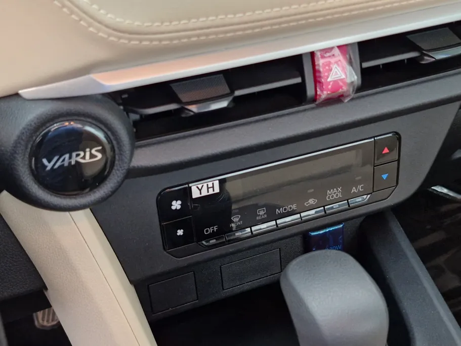 2024 Toyota Yaris  Y 