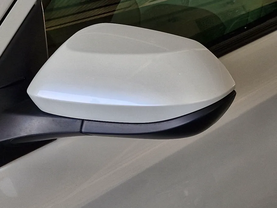 2024 Toyota Yaris  Y 