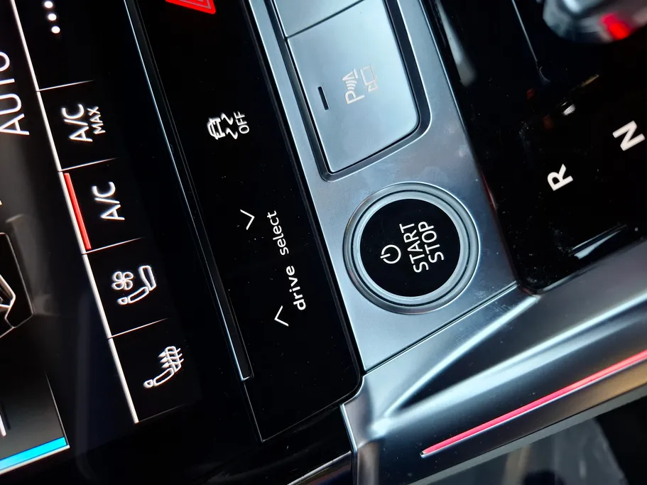 2022 Audi Q8 e-tron 55 