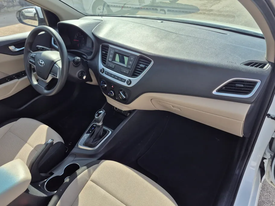 2023 Hyundai Accent Smart 