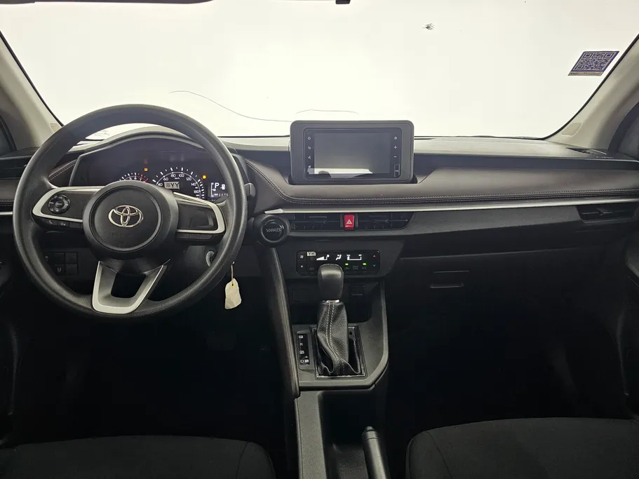 2023 Toyota Yaris  Y 
