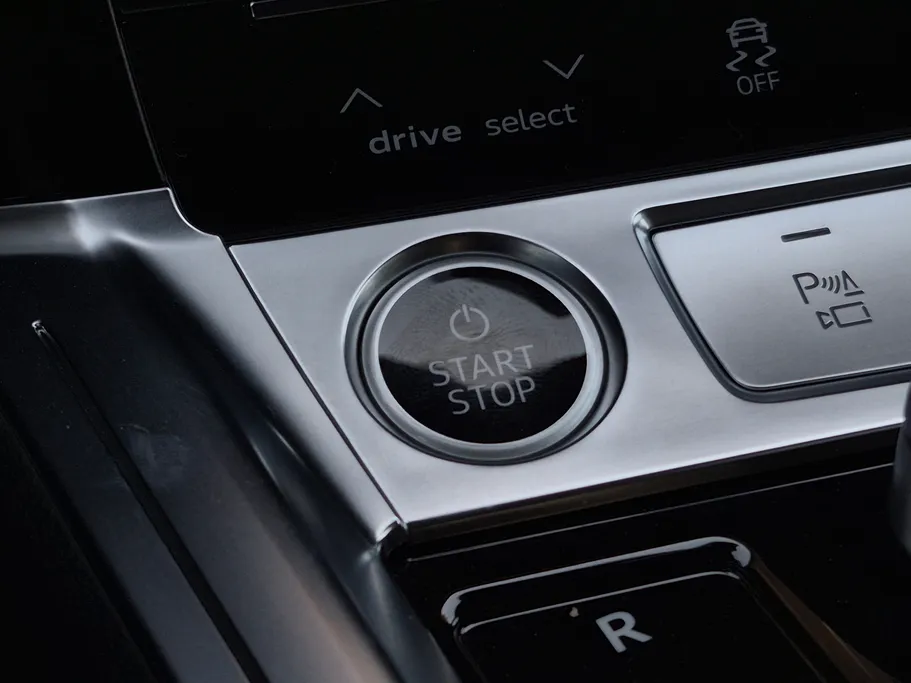 2024 Audi Q8 e-tron 55 
