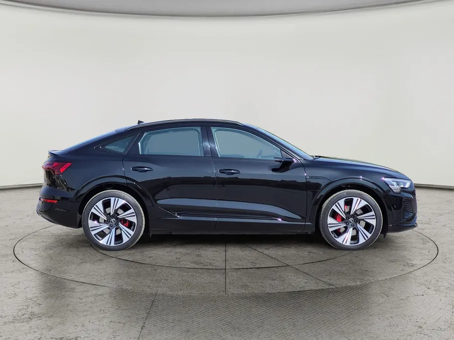 2024 Audi Q8 e-tron 55 