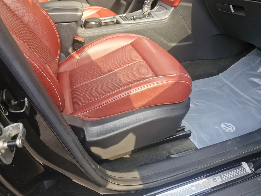 ام جي RX5 LUX 2021 