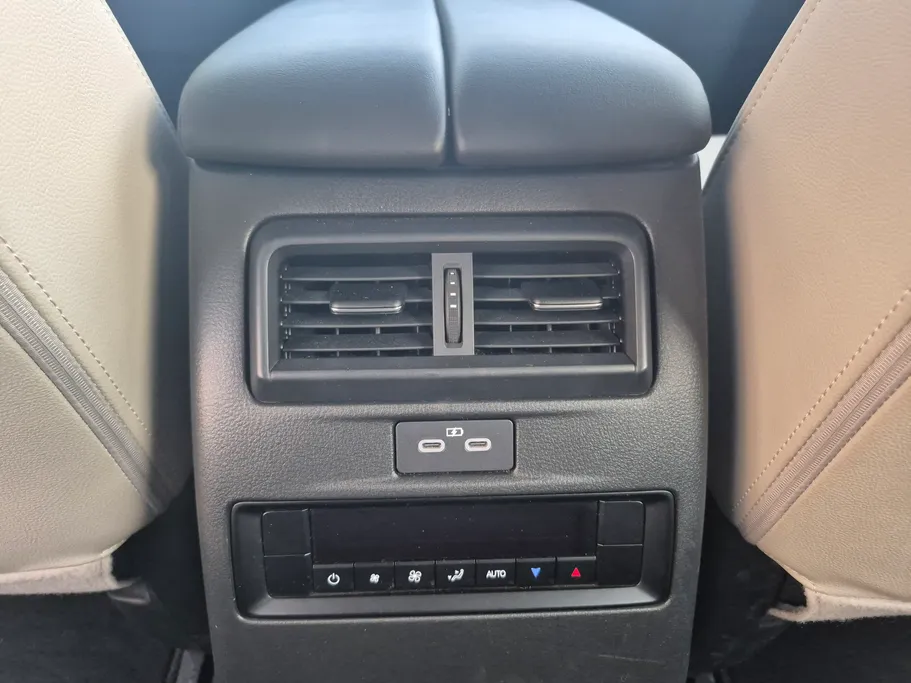 2024 مازدا CX90 Core  