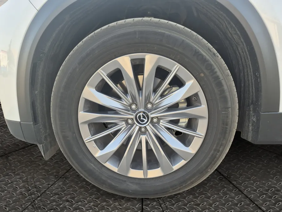 2024 مازدا CX90 Core  