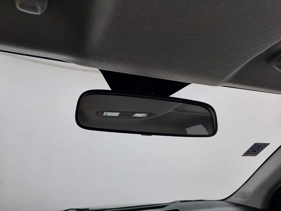 2023 Toyota Yaris  Y 