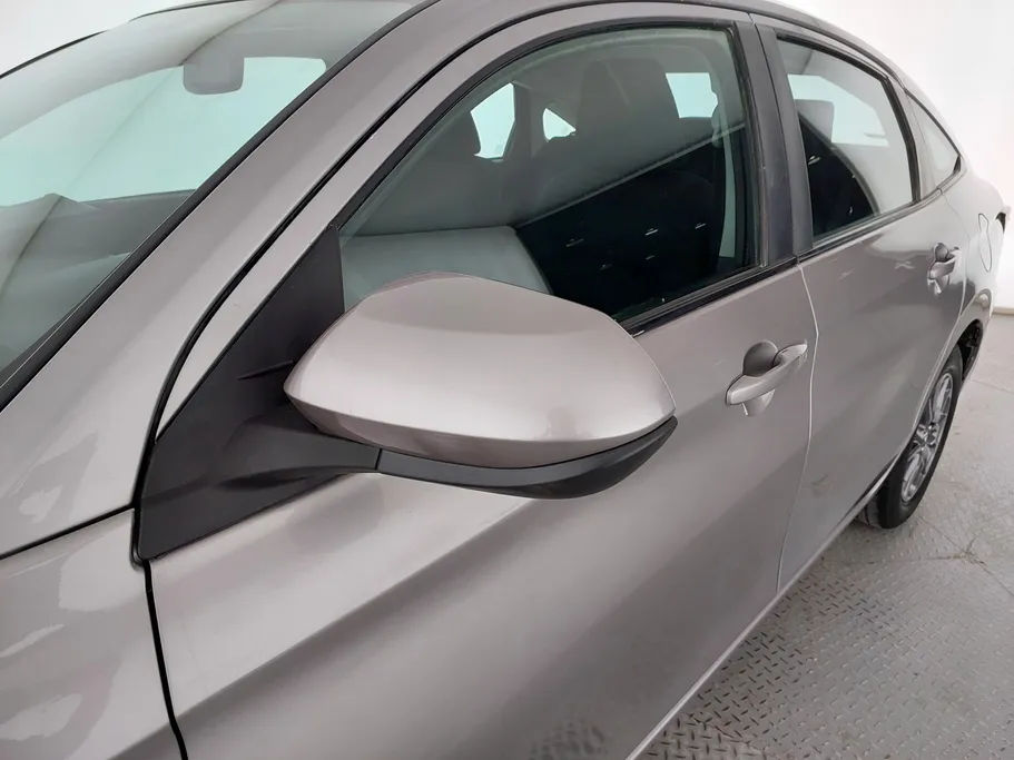 2023 Toyota Yaris  Y 