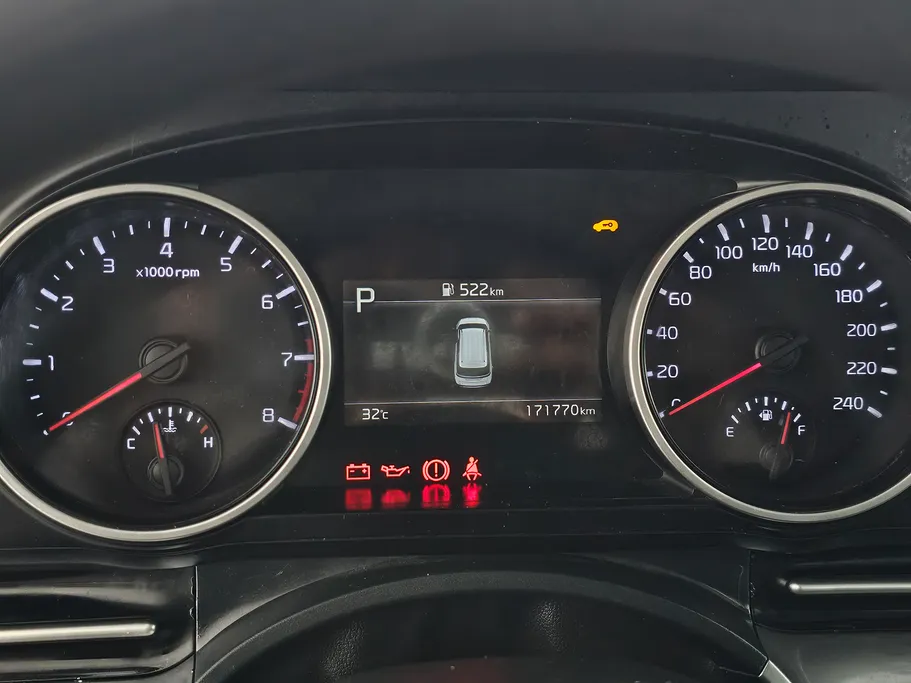 2023 Kia Carnival LX 