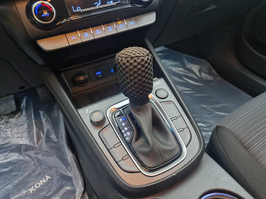 2022 Hyundai Kona SMART 