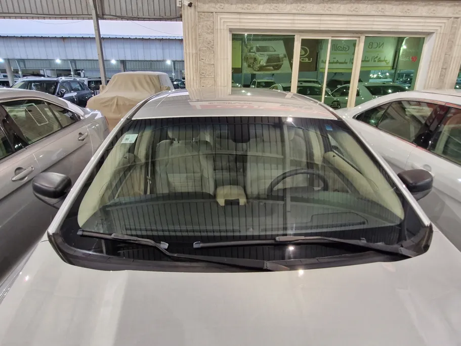 2018 Ford Taurus SE 