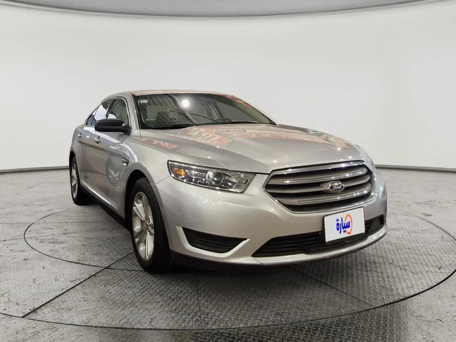 2018 Ford Taurus SE 