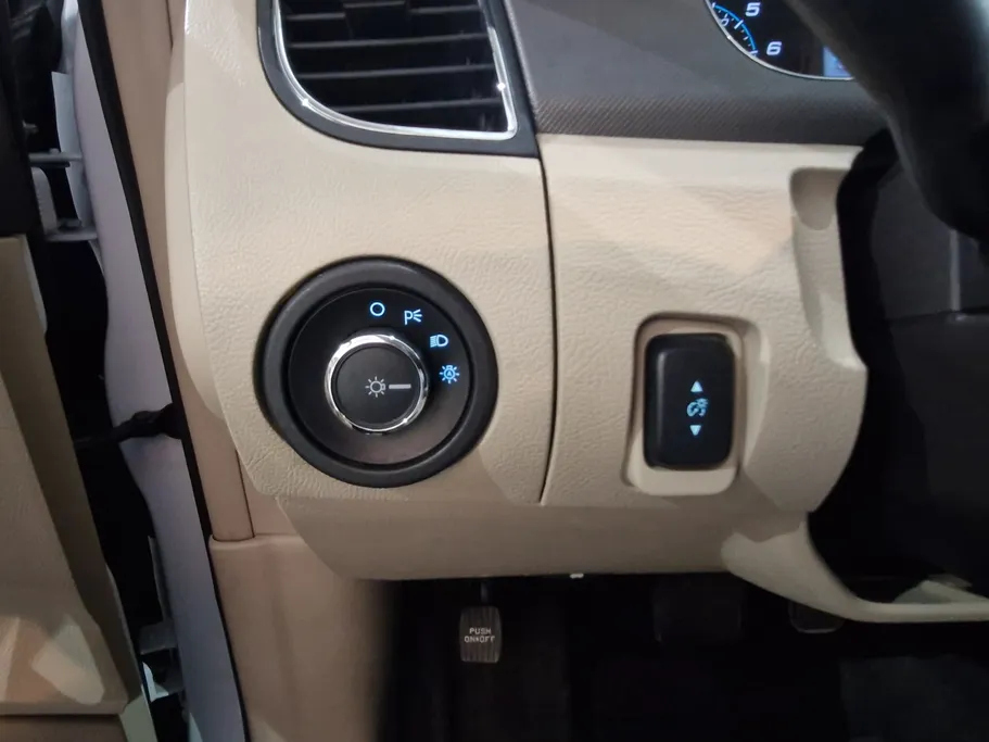 2018 Ford Taurus SE 