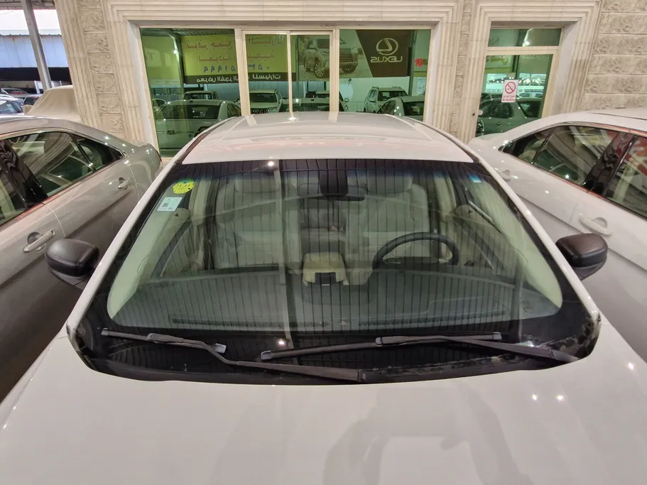 2018 Ford Taurus SE 