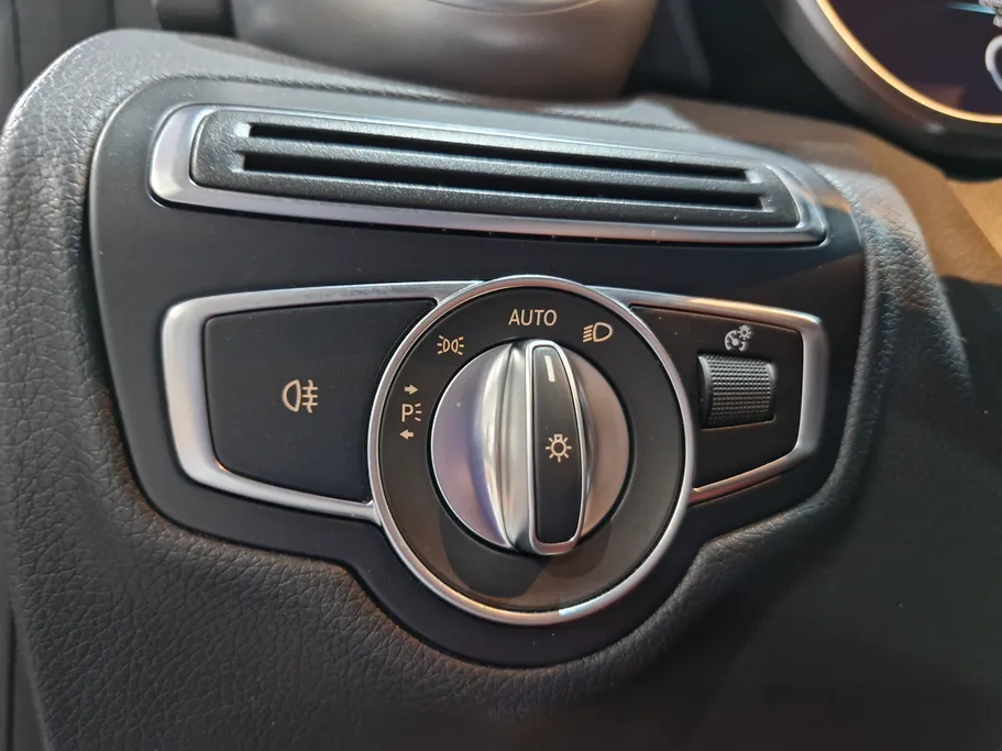 2023 Mercedes C 200 