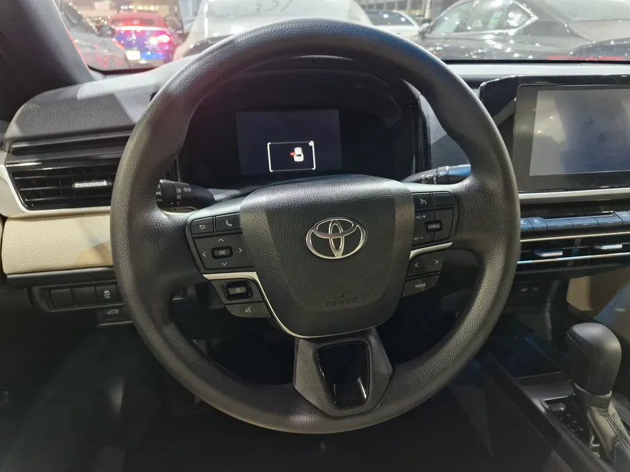 2025 Toyota Camry  E 
