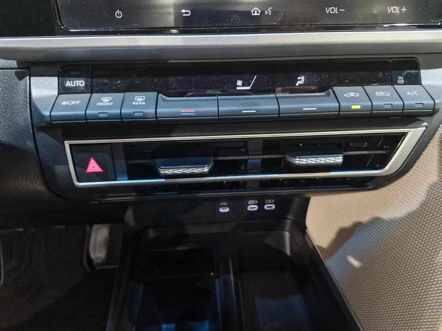 2025 Toyota Camry  E 