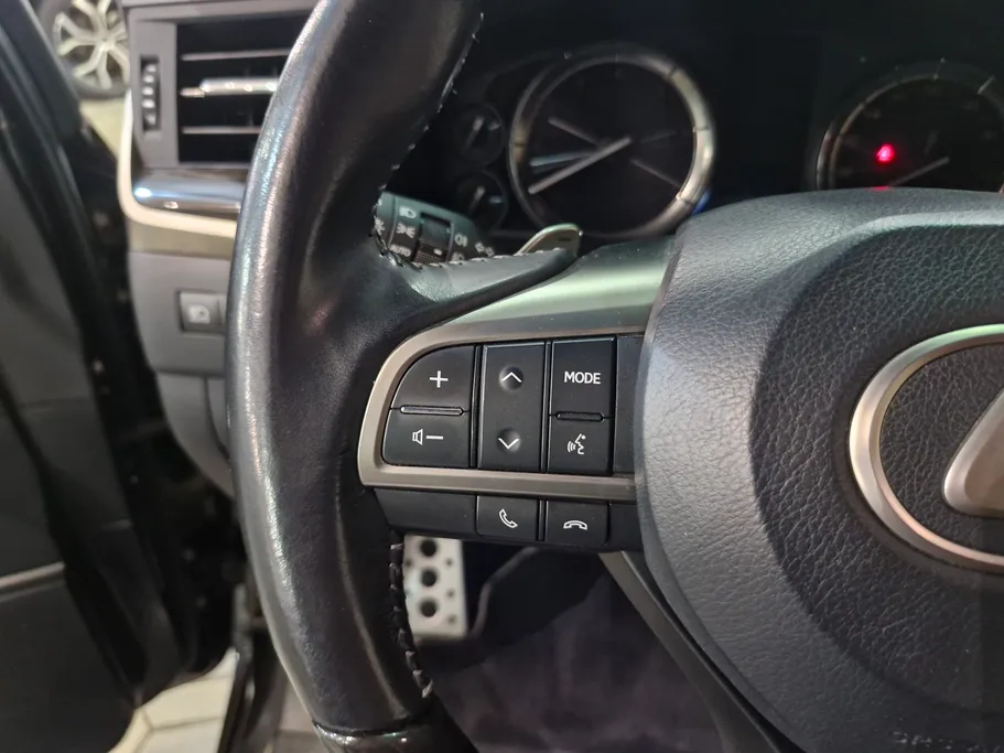 لكزس LX 570 S 2018 