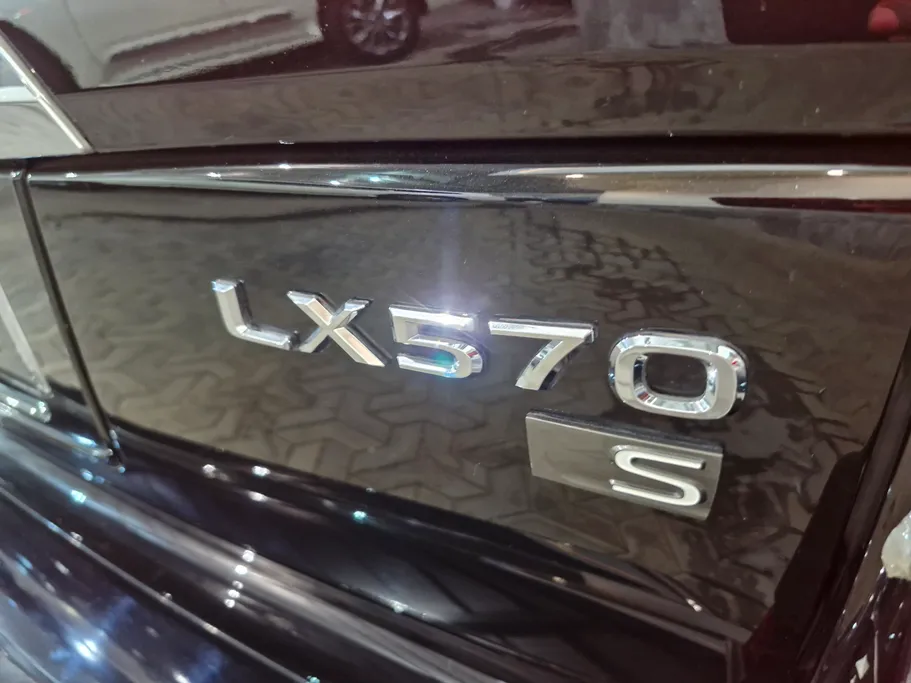 لكزس LX 570 S 2018 