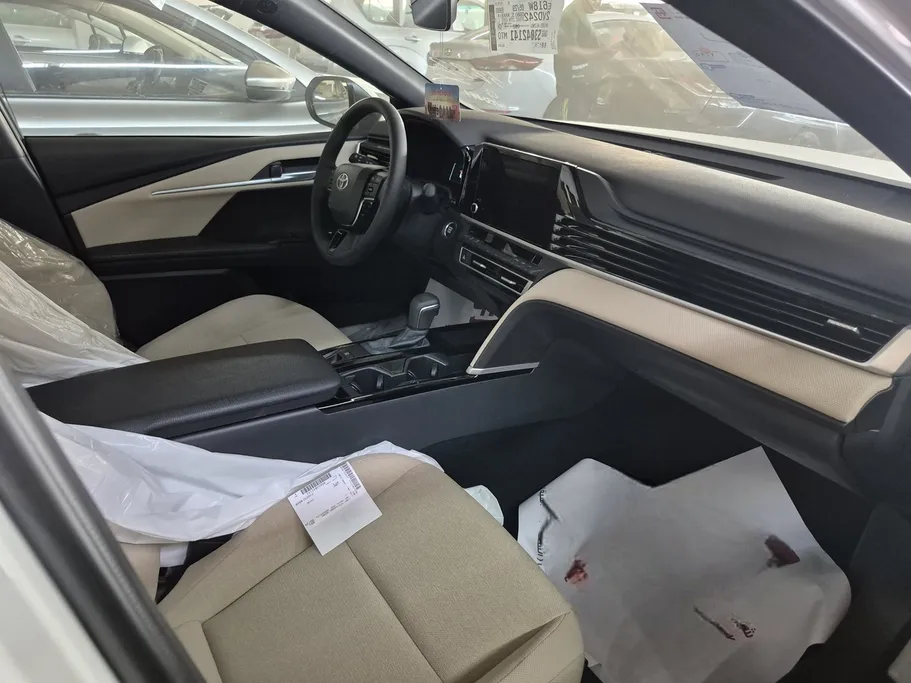 2025 Toyota Camry  LE 