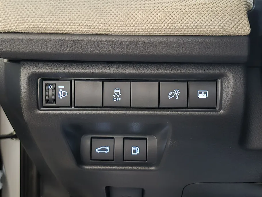 2025 Toyota Camry  LE 
