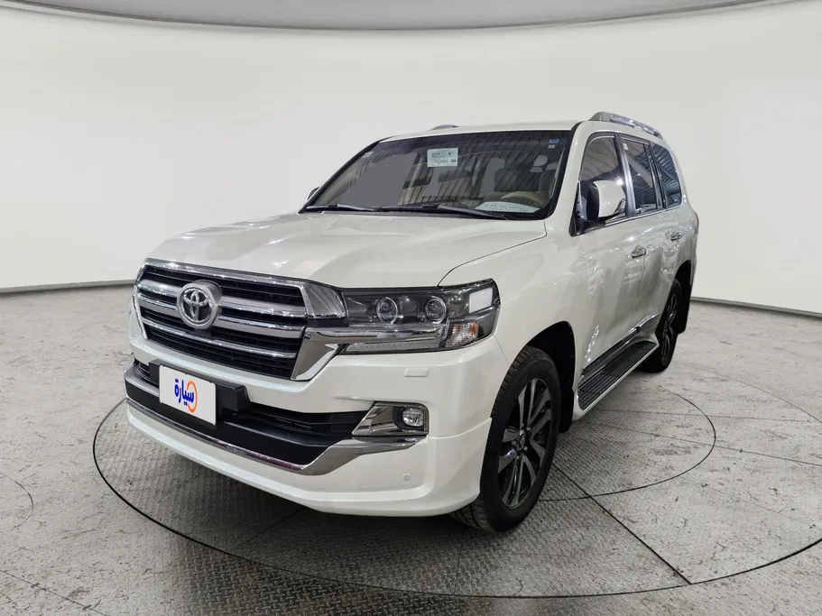 2019 Toyota Land Cruiser Grand Touring 