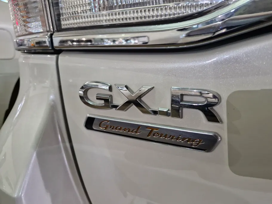 2019 Toyota Land Cruiser Grand Touring 