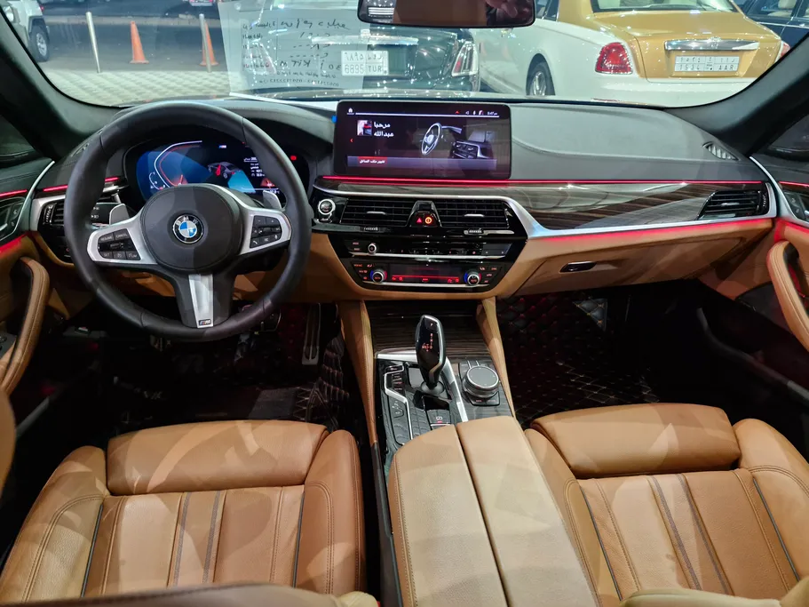 2021 BMW 5 Series 530i 
