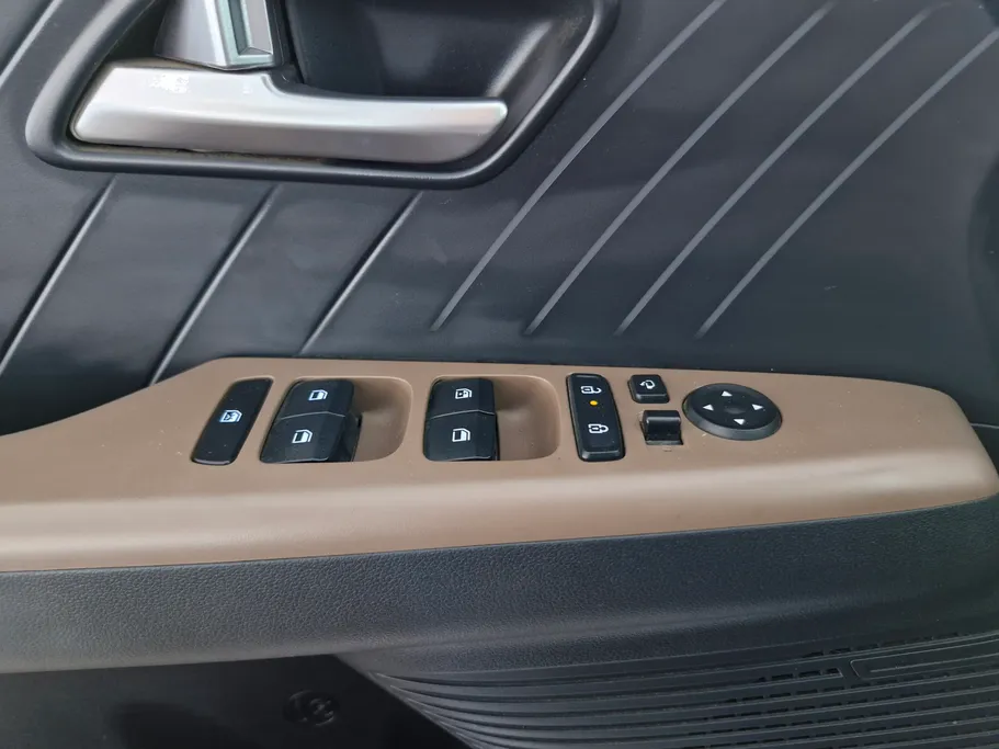 2024 Hyundai Accent PREMIUM 