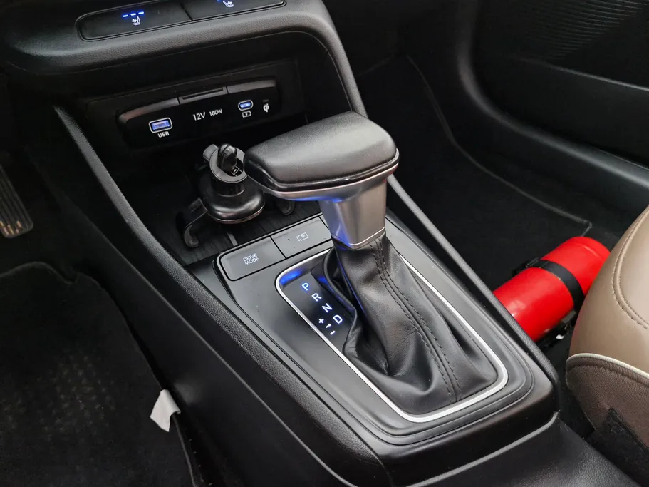 2024 Hyundai Accent PREMIUM 