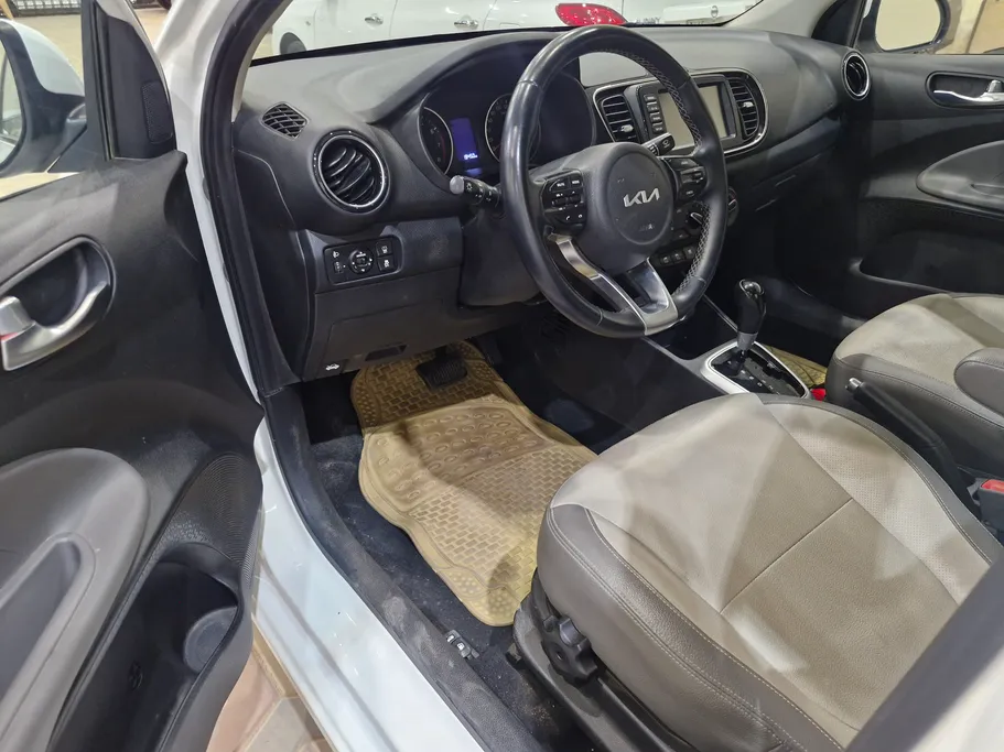 2022 Kia Pegas LX 
