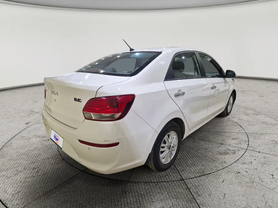 2022 Kia Pegas LX 