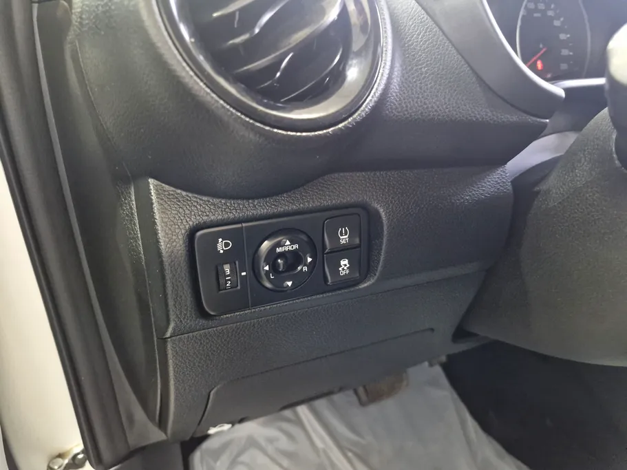2023 Kia Pegas GL 