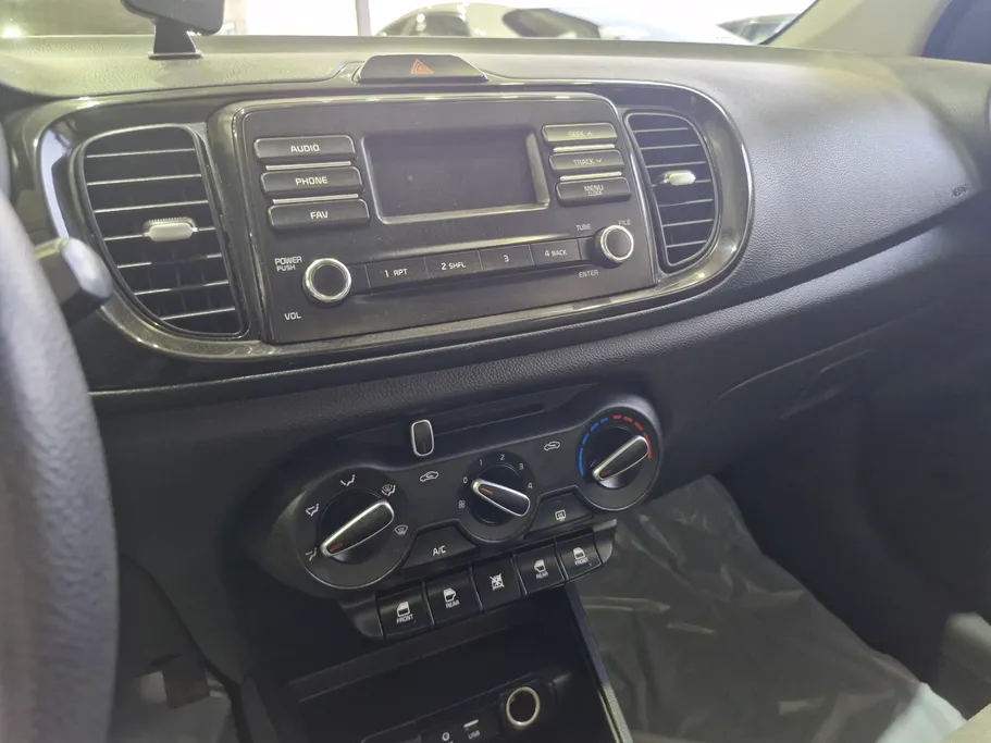 2023 Kia Pegas GL 