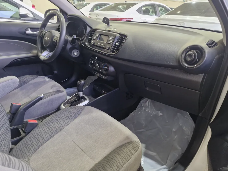 2023 Kia Pegas GL 