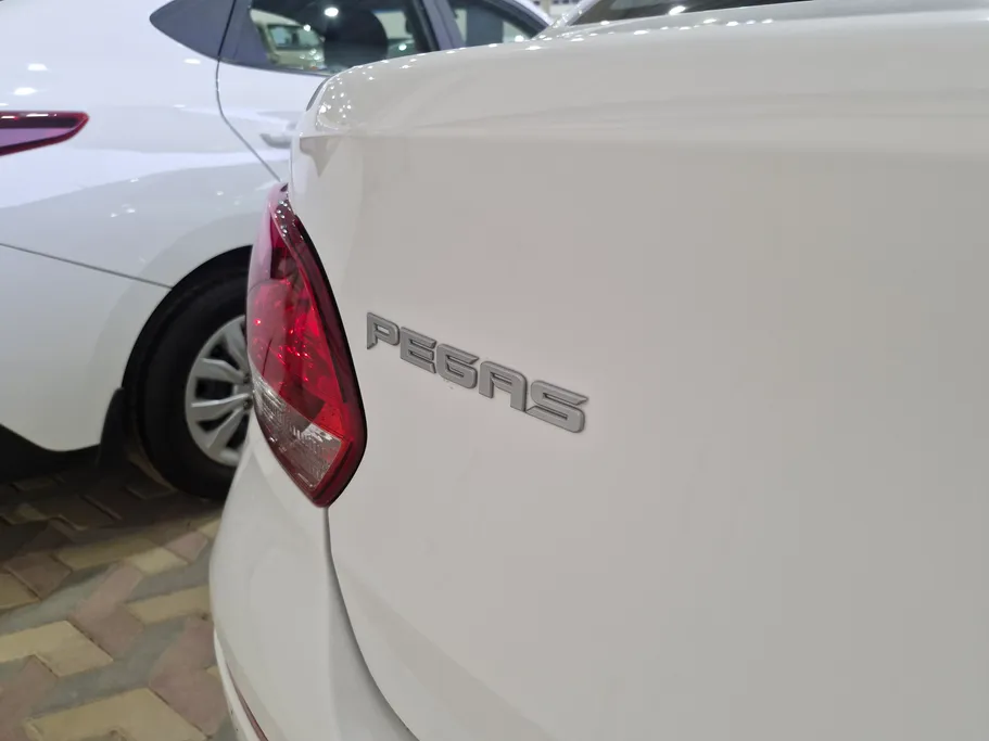 2023 Kia Pegas GL 