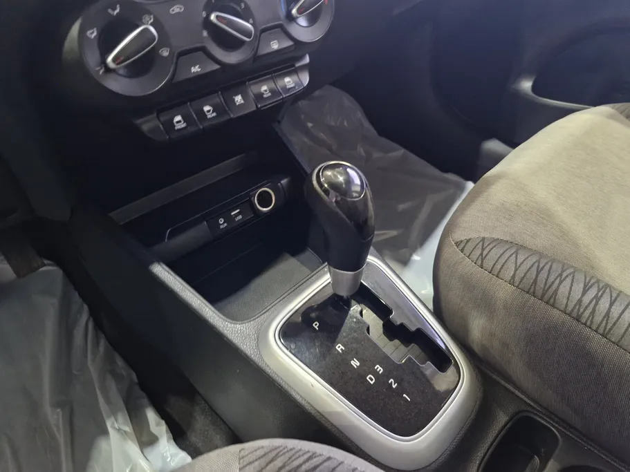 2023 Kia Pegas GL 