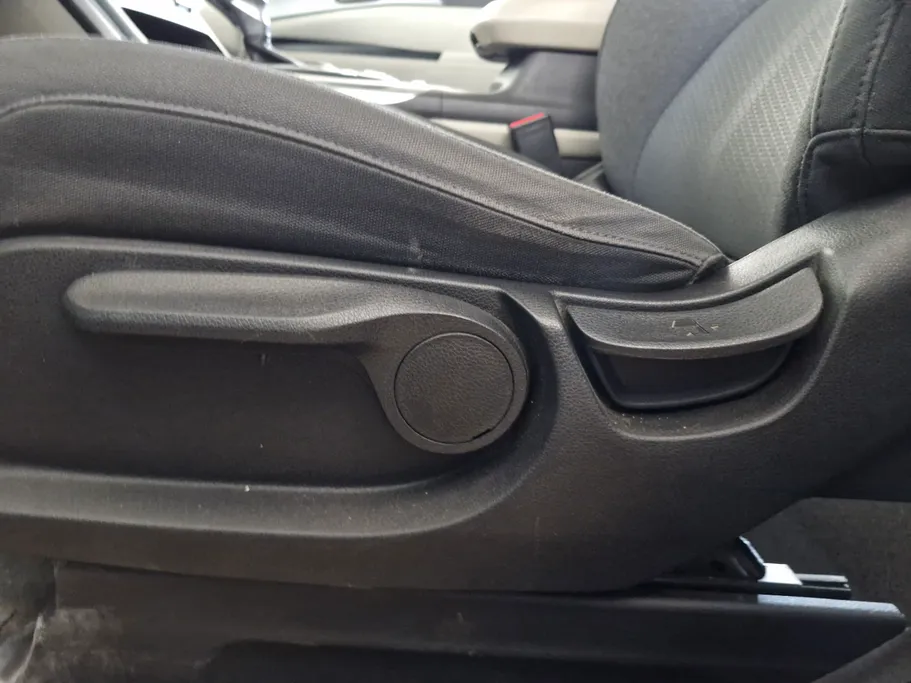 2023 Kia Carnival GL 