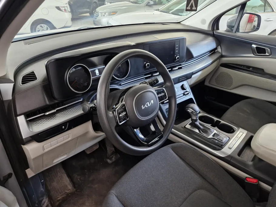 2023 Kia Carnival GL 