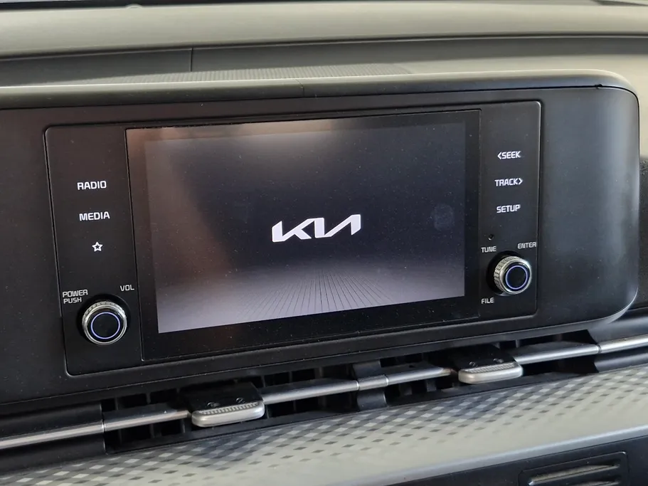 2023 Kia Carnival GL 