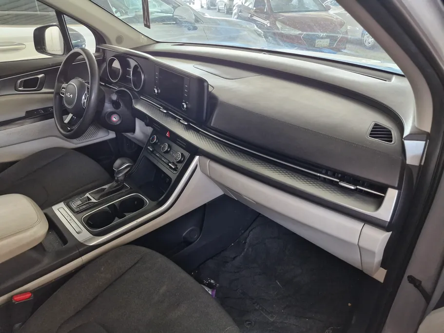 2023 Kia Carnival GL 