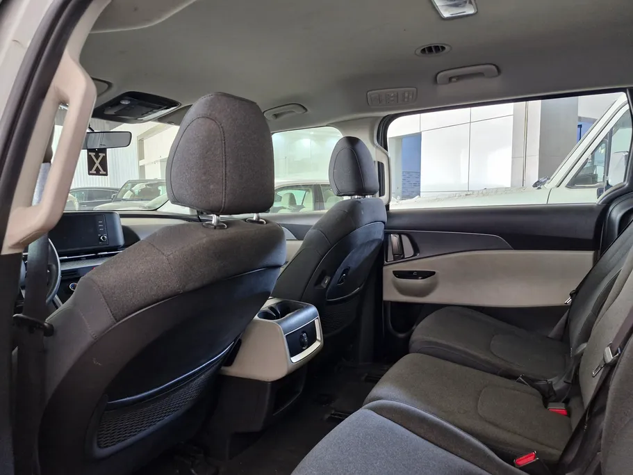2023 Kia Carnival GL 