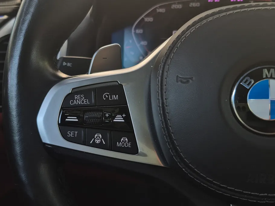 بي ام دبليو الفئة الثامنة M850i xDrive 2022 