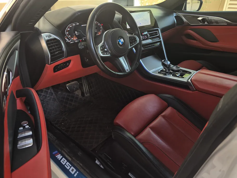 بي ام دبليو الفئة الثامنة M850i xDrive 2022 