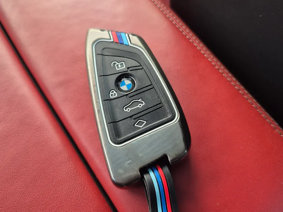 بي ام دبليو الفئة الثامنة M850i xDrive 2022 
