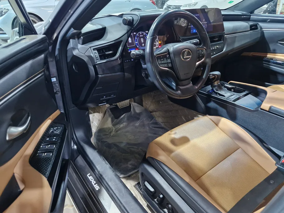 لكزس ES 350 2023 