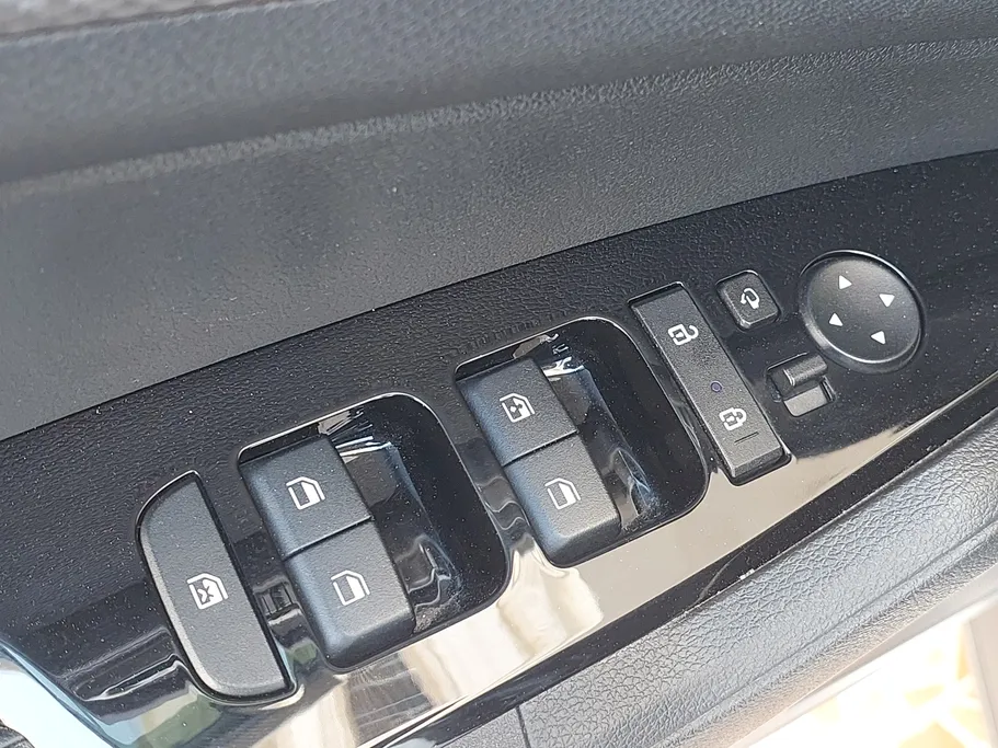2021 Kia Sportage EX 