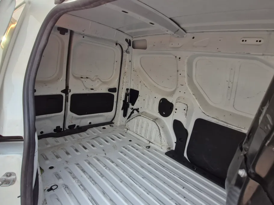 2021 Renault Docker Van بضاعة 